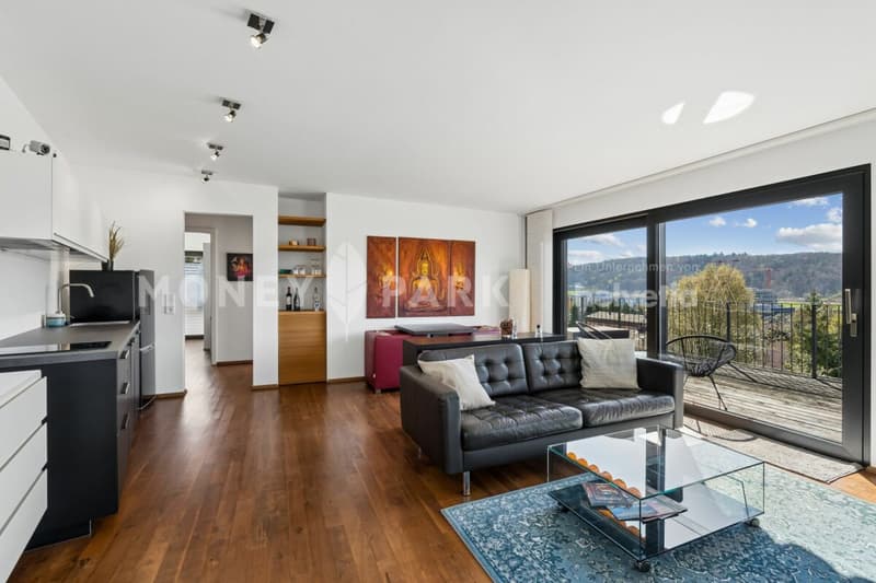 Attractive multi-family house with flexible usage options (5)