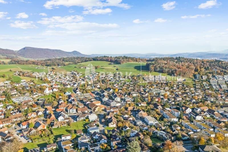 Development property in an exclusive location with a far-reaching view (2)