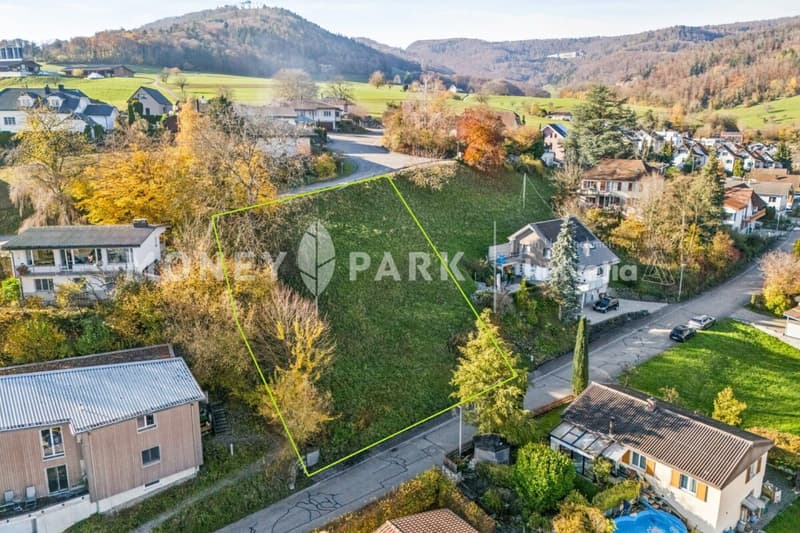 Development property in an exclusive location with a far-reaching view (1)