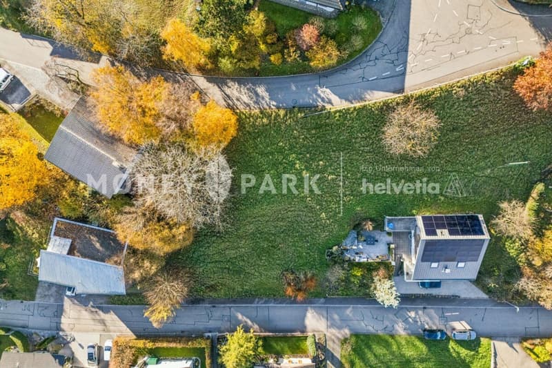 Development property in an exclusive location with a far-reaching view (4)