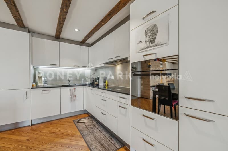 Beautiful bright 2.5-room apartment (4)
