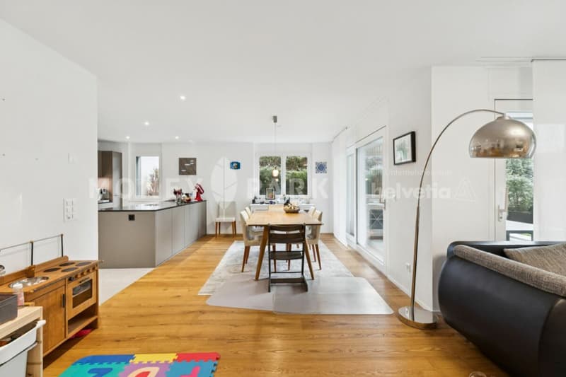 Modern 4.5-room ground floor apartment (1)