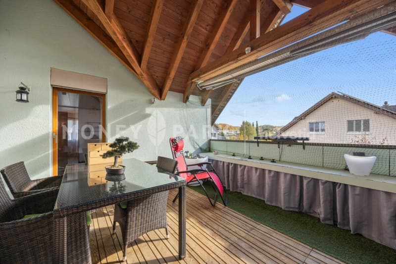 Exclusive maisonette attic apartment with gallery, sauna, and plenty of space to feel good (2)