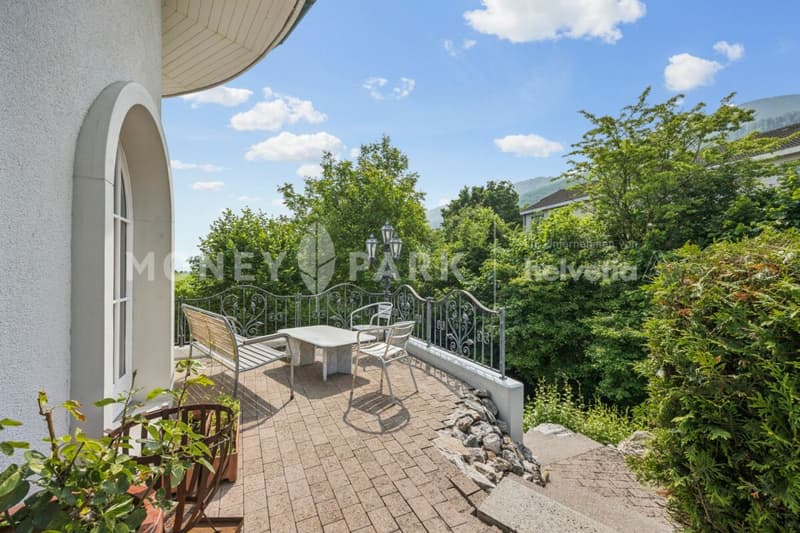 Exclusive 6.5-room villa - timeless and with many extras (17)