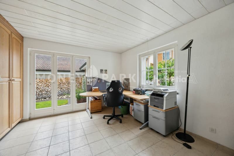 Exclusive 6.5-room villa - timeless and with many extras (7)