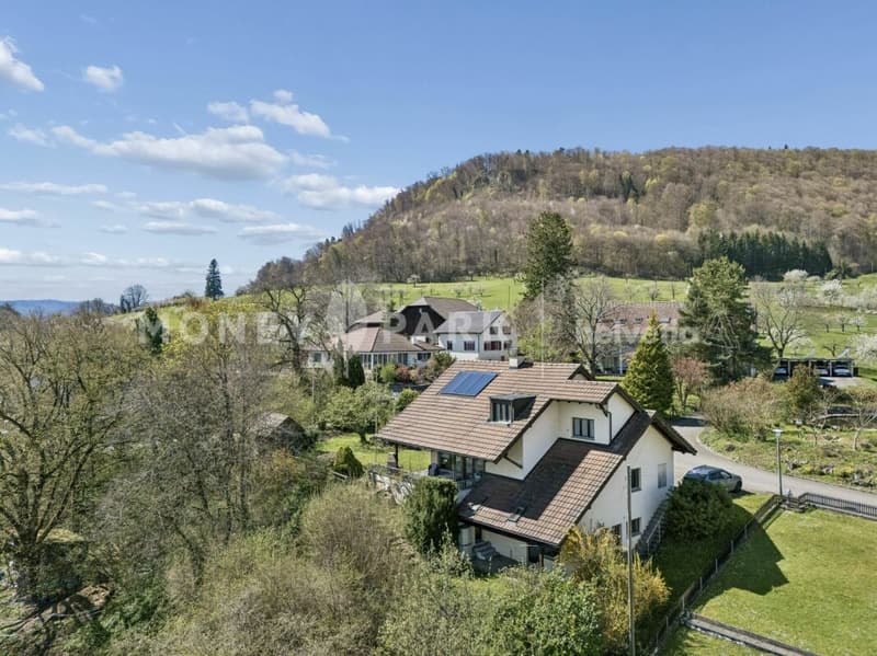 Attractive 5.5-room single-family house with terrace and balcony (13)