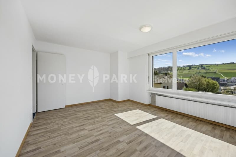 Your home with a view - semi-detached house with development potential (4)