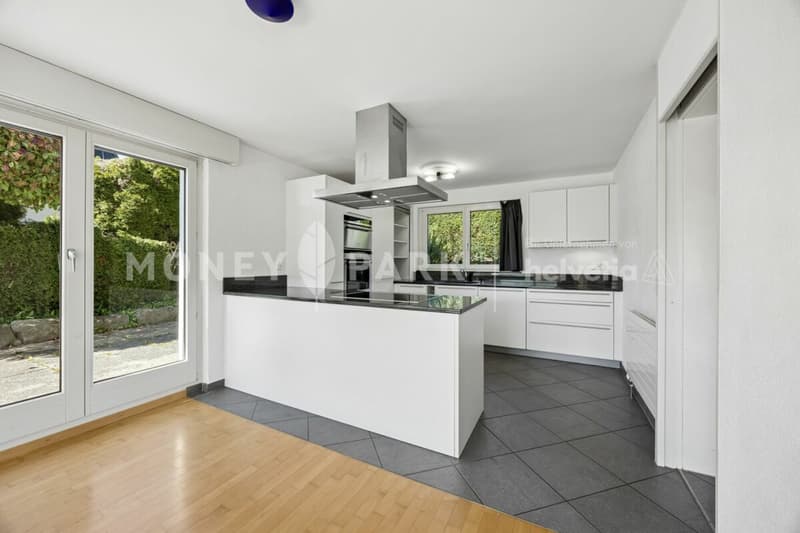 Your home with a view - semi-detached house with development potential (3)