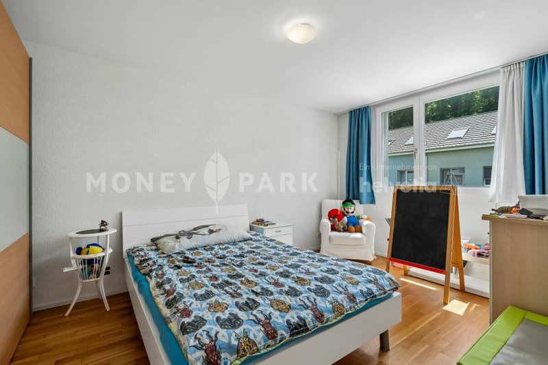 6.5 Room Row House in Family-Friendly Location (7)