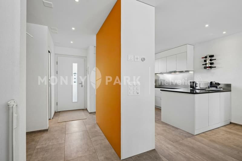 6.5 Room Row House in Family-Friendly Location (3)