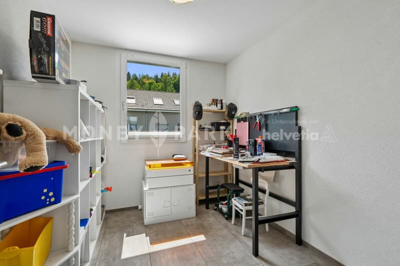 6.5 Room Row House in Family-Friendly Location (10)