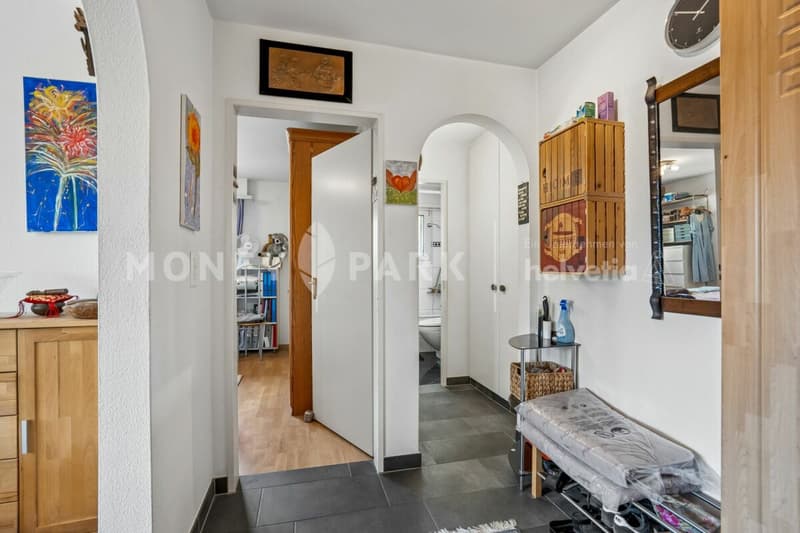 2.5-room apartment with sunny balcony and well-thought-out floor plan (3)