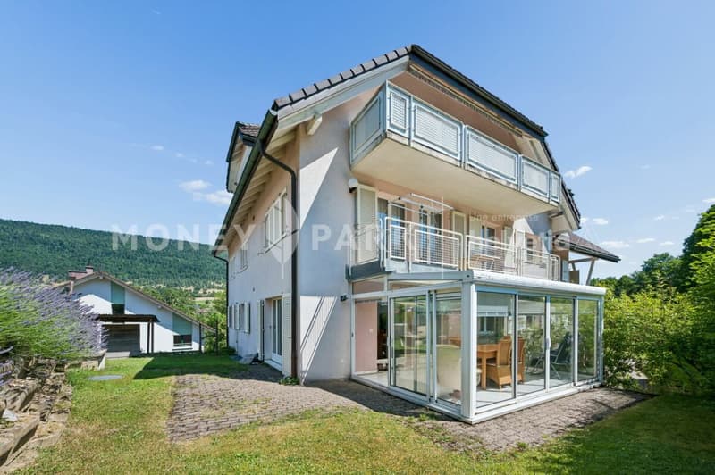 HELLES 4.5-ZIMMERN-FAMILIENAPARTMENT MIT VERANDA UND PRIVATGARTEN (11)