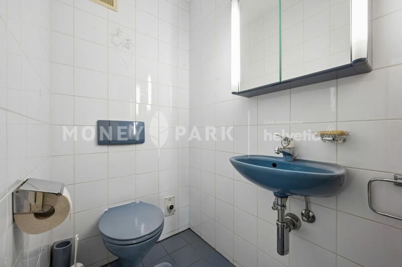 HELLES 4.5-ZIMMERN-FAMILIENAPARTMENT MIT VERANDA UND PRIVATGARTEN (8)