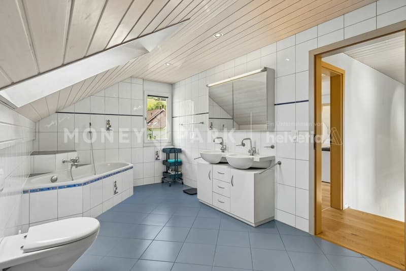Modernes 6.5-Zimmer-Einfamilienhaus an bevorzugter Lage (12)