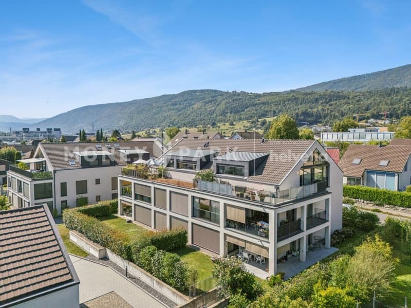 Stilvolle und moderne Attikawohnung in Lengnau / Bel appartement moderne en attique à Lengnau (2)