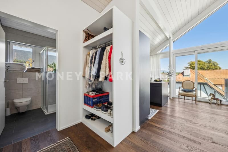 Stilvolle und moderne Attikawohnung in Lengnau / Bel appartement moderne en attique à Lengnau (8)