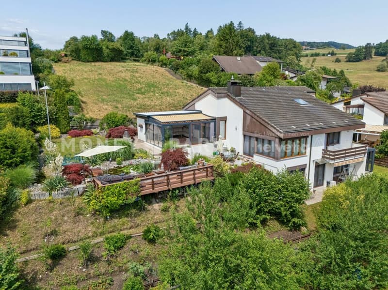 Einmaliges 6.5 Einfamilienhaus mit Panoramablick (1)
