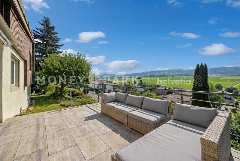Maison individuelle de 5.5 pièces offrant une magnifique vue (11)