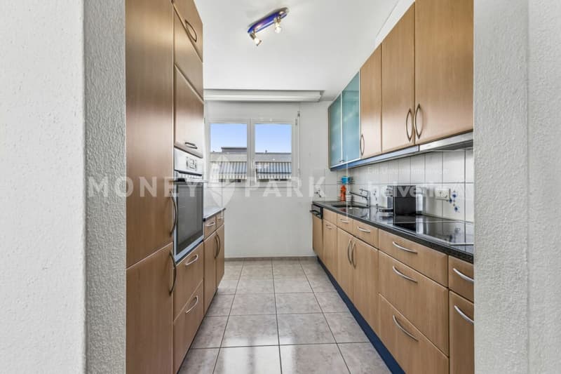 Attraktive 4.5-Zimmer-Maisonette-Wohnung (3)