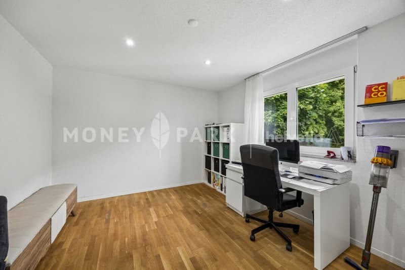 Immeuble de 2 appartements de 4.5 pièces offrant de nombreuses possibilités d'aménagement et de développement. (4)