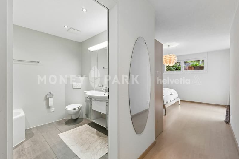 Attraktive 4.5-Zimmer-Terrassenwohnung an naturnaher Lage (11)
