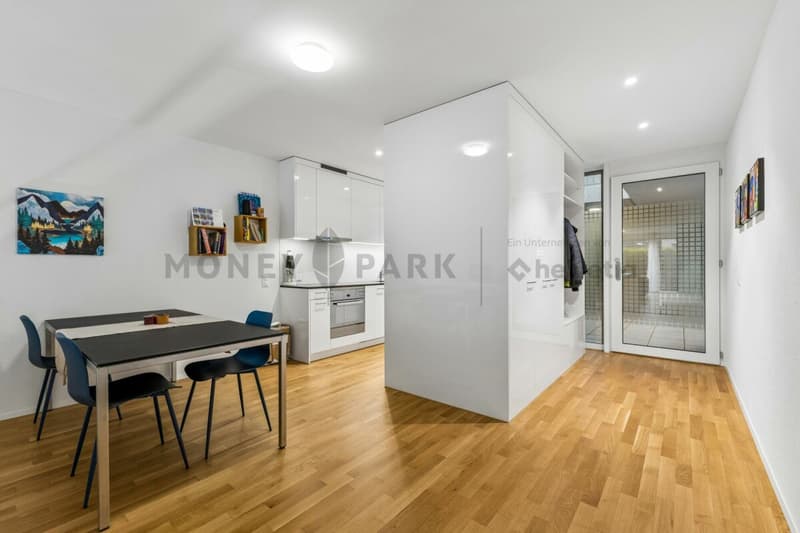 Moderne 3.5-Zimmer-Maisonette mit eigenem Garten (4)