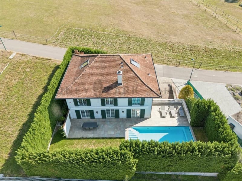 A Sanctuary of Luxury, Privacy and Tranquility (1)