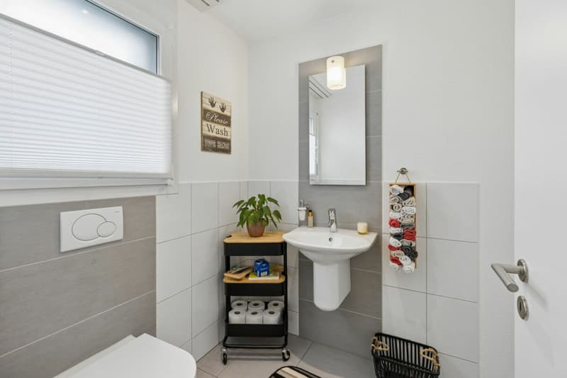 Familienfreundliches 6-Zimmer-Einfamilienhaus mit Garten (14)