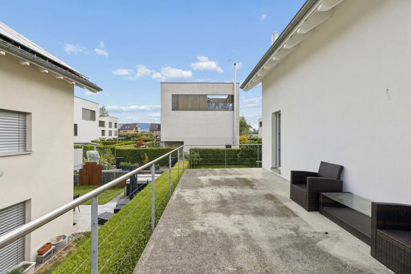 Familienfreundliches 6-Zimmer-Einfamilienhaus mit Garten (15)