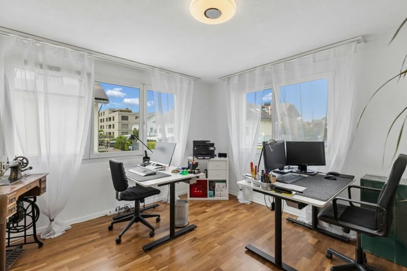 Familienfreundliches 6-Zimmer-Einfamilienhaus mit Garten (24)