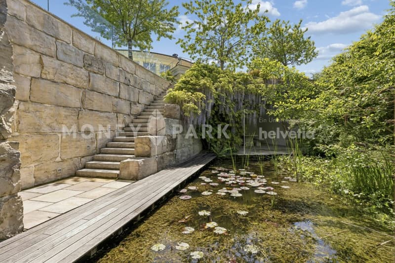 Exklusive Villa mit Panoramaaussicht und eigenem SPA Resort über dem Zürichsee (6)