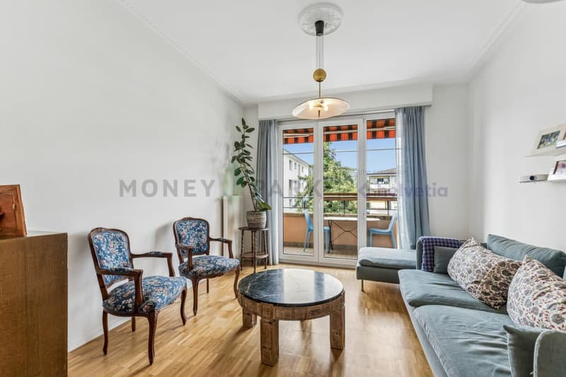 Appartement transformable en 3.5 pièces, actuellement aménagé en 4.5 pièces, au centre de Lausanne. (3)