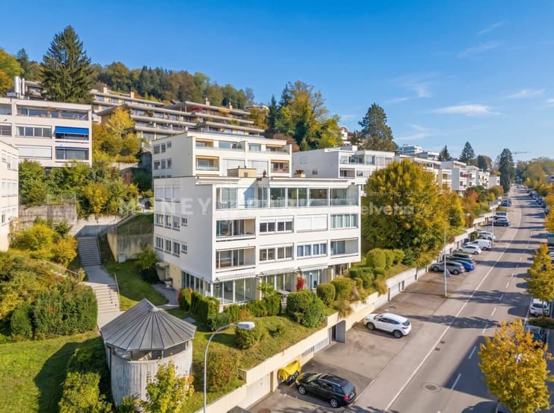 Stilvolles Wohnen - Hochwertig sanierte 4.5-Zimmer-Wohnung in Luzern (12)