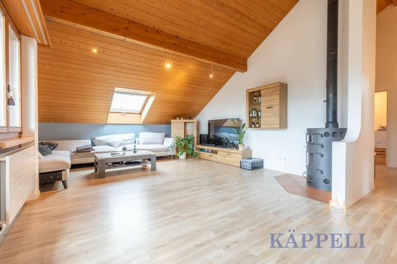 5.5 Room Attic Apartment in the Center of Wattenwil (1)
