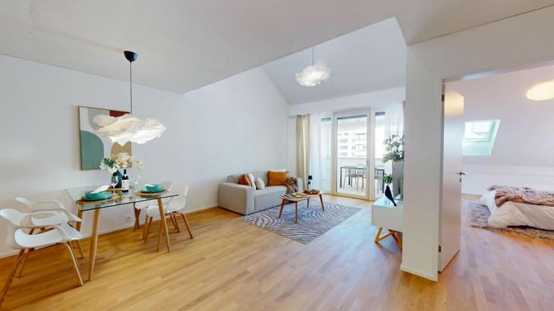 Grosse 1.5- Zimmerwohnung mit Galerie (2)