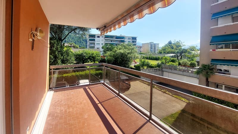 Bellissimo appartamento di 4,5 locali con ampio balcone in affitto ad Ascona. (2)