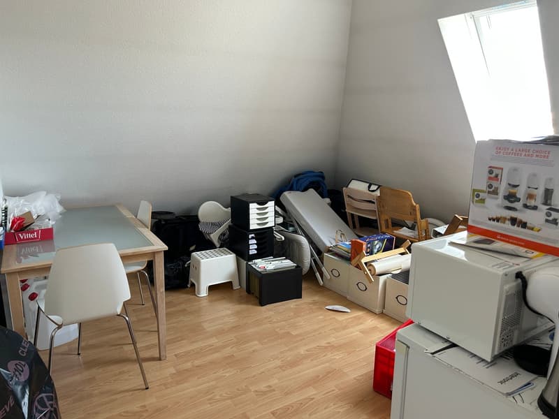 Helles Büro an zentraler Lage in Murten – 4 Zimmer, 78 m² (4)