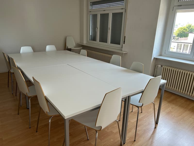 Helles Büro an zentraler Lage in Murten – 4 Zimmer, 78 m² (6)