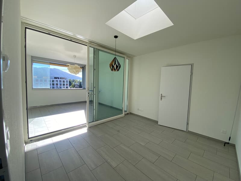 Grosszügige 5-Zimmer-Dachwohnung mit 194 m² als einzige Wohnung im Gebäude (5)