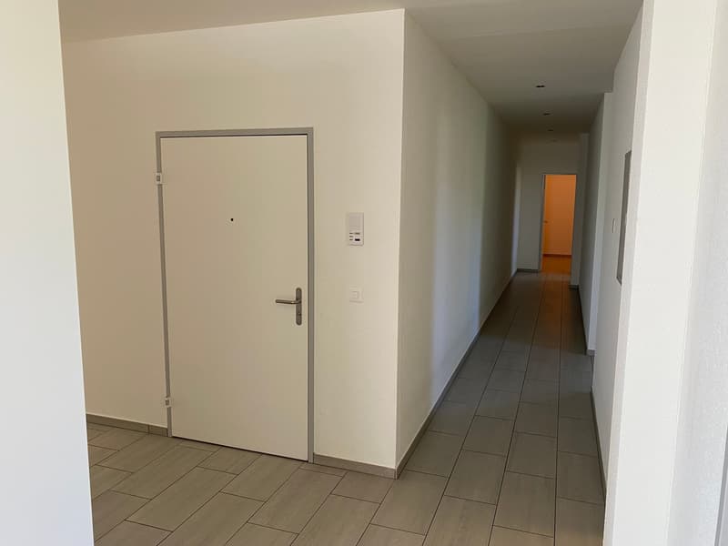 Grosszügige 5-Zimmer-Dachwohnung mit 194 m² als einzige Wohnung im Gebäude (7)