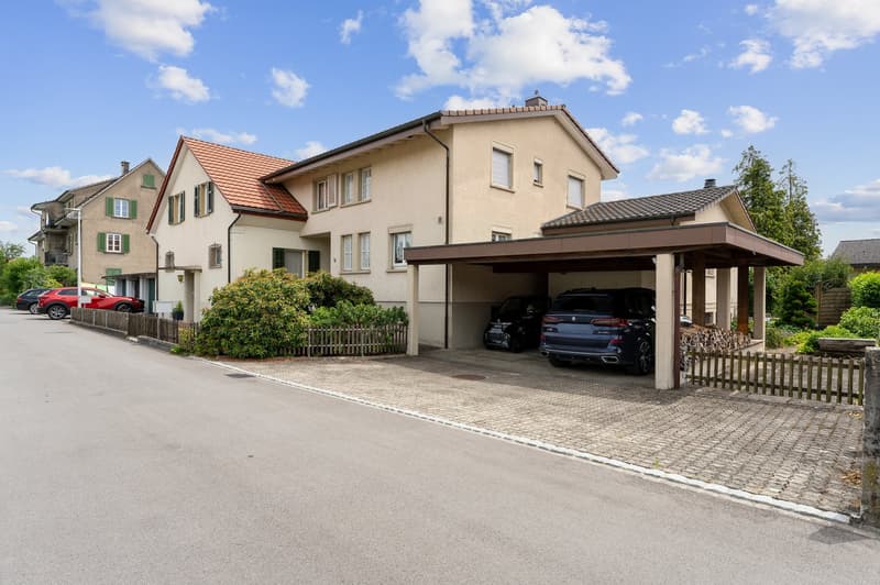 Charmantes 6.5-Zimmer-Zweifamilienhaus an ruhiger Lage in Rupperswil (2)
