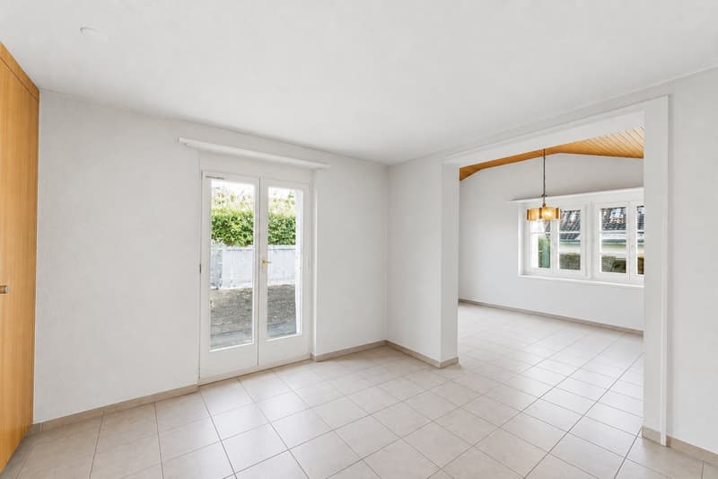 Charmantes 6.5-Zimmer-Zweifamilienhaus an ruhiger Lage in Rupperswil (6)