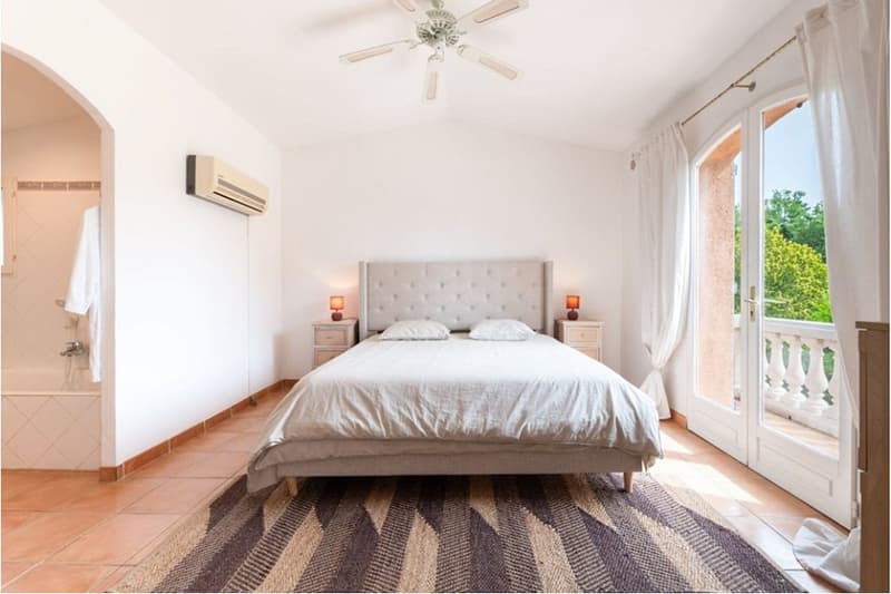 Villa esclusiva a Grimaud (Côte d'Azur) - rara opportunità (3)