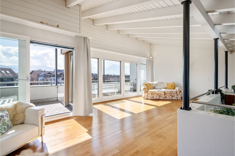 Dreamy 4.5-room maisonette apartment with terrace, mountain view, and hobby room in Holzhäusern (1)
