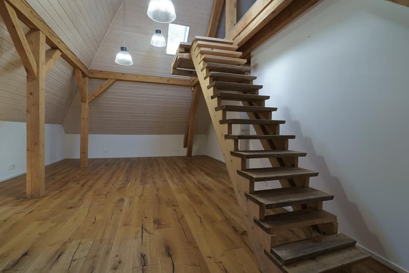 attic room, wooden staircase, wooden ceiling, wooden floor, empty