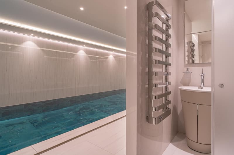 Large contemporary villa with 5 en-suite bedrooms (18)