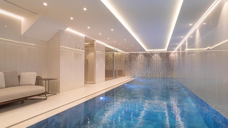 Large contemporary villa with 5 en-suite bedrooms (17)