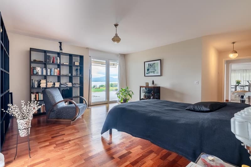 Bursinel - 3.5-room apartment with panoramic view of the lake and the Alps (10)