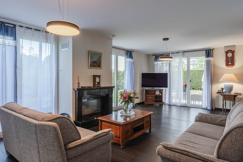 Einfamilienhaus in Allaman, nahe am See und im Wald – 6,5 Zimmer mit Garten (4)